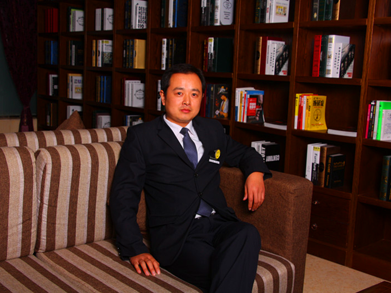  李文杰店长